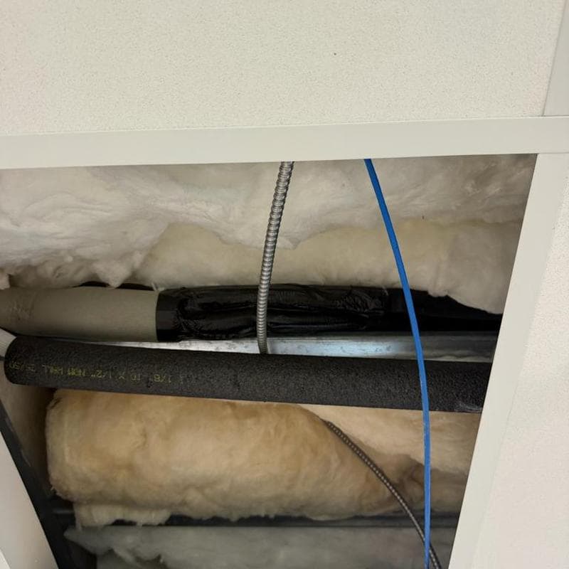 Line set insulation above a ceiling, Fort Pierce